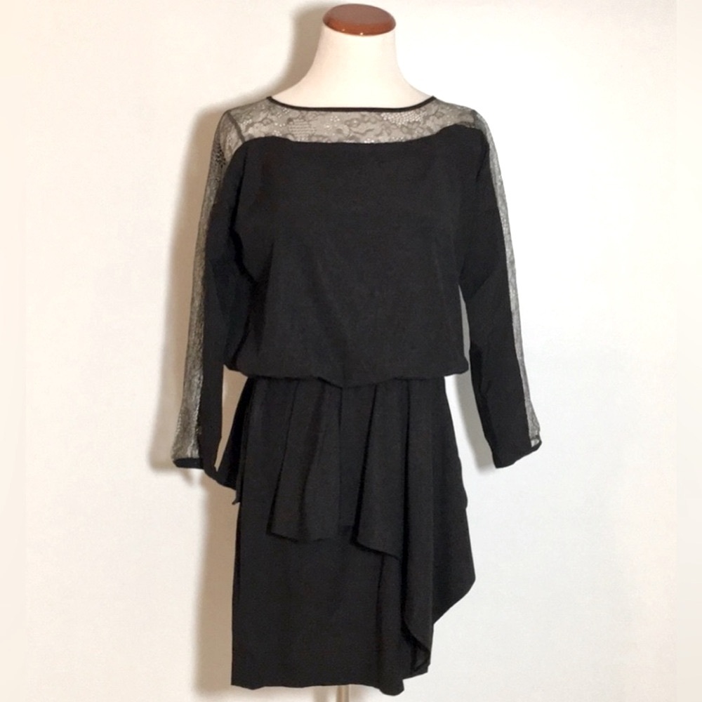 NWOT Ali Ro Black Asymmetrical Tiered Sheer Lace Detailed Cocktail Dress Size 2